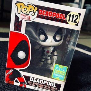 Funko Marvel Deadpool (White)Vinyl Bobble-Head 2016 San Diego ComicConExclusive.